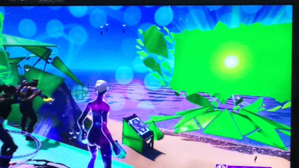 は？
始まらねーんだけど
ふざけてるの！
30分待った意味