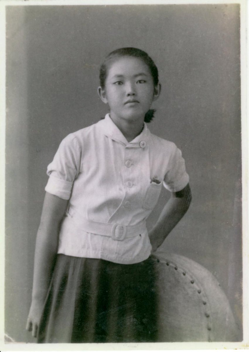 11/61Dō-oh Mineko was a boisterous 11 year old raised in a traditional Japanese family with conservative values and ample fear of God. 11 year old in 1941, that is. That's when, one cold December morning, she experienced the beginning of change.