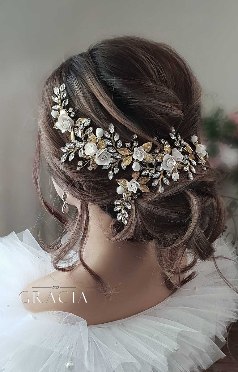 This is a wedding hairpiece for girls who want a richly decorated hairstyle.

This accessory consists of two parts. You can buy just one piece or a complete set of two twigs.
The price is for one piece of accessory. The photo shows a model with two parts.
topgracia.com/all-products-c…