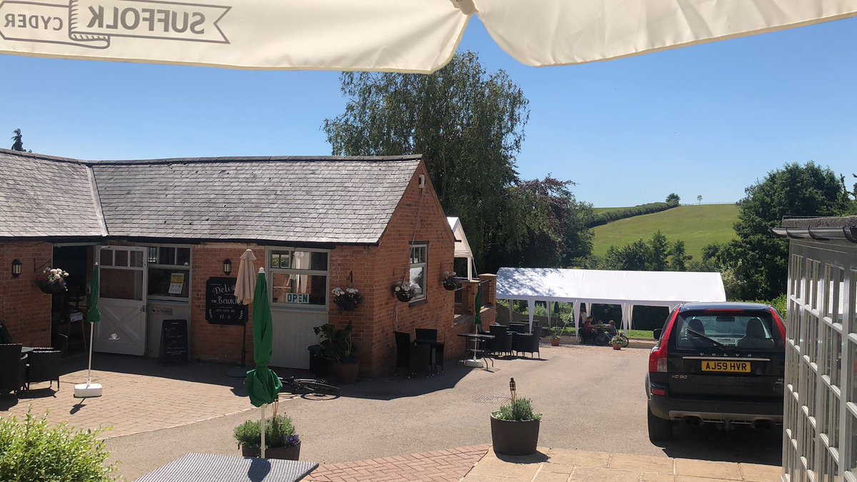 Open from 5pm! Plenty of tables in the shade - come and enjoy the sunshine with a nice cold drink! #heatwave #pub #supportlocal