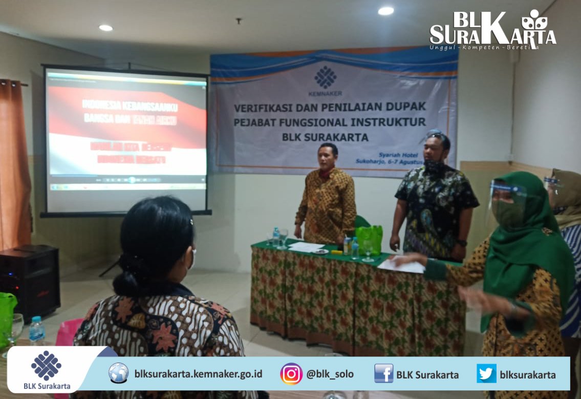 BLKSurakarta's tweet photo. Tanggal 6 dan 7 Agustus 2020 dilaksanakan Verifikasi dan Penilaian DUPAK BLK Surakarta yang dibuka secara resmi oleh Kepala BLK Surakarta, Bp. Sofwan Setiawan, S.T.,https://t.co/uVYMkOSwTC., dan diikuti oleh tim verifikasi angka kredit BLK Surakarta. 

@vokasindonesia
@Dit_INTALA https://t.co/JMjuhtQi3V