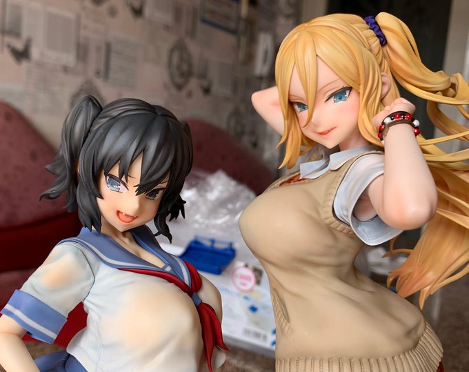 監修作業も大詰めです。Coming Soon!
おっぱい 