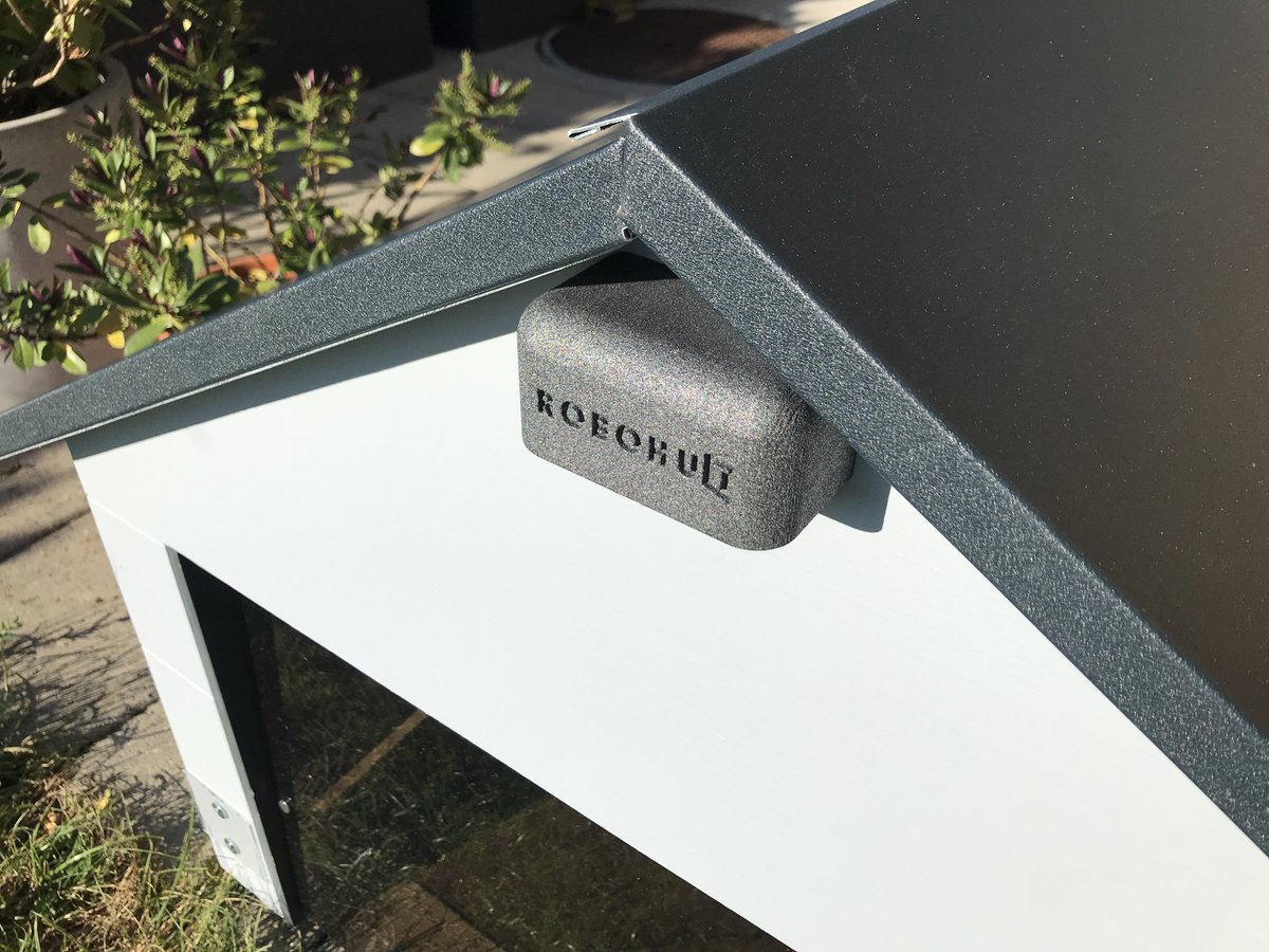 Hat jemand Interesse?
Verkaufe RoboHut für Automower 435X AWD für CHF 999.- Solar LED können zusätzlich bestellt werden. 
<a href="/RobotAutomower/">Husqvarna Automower</a>