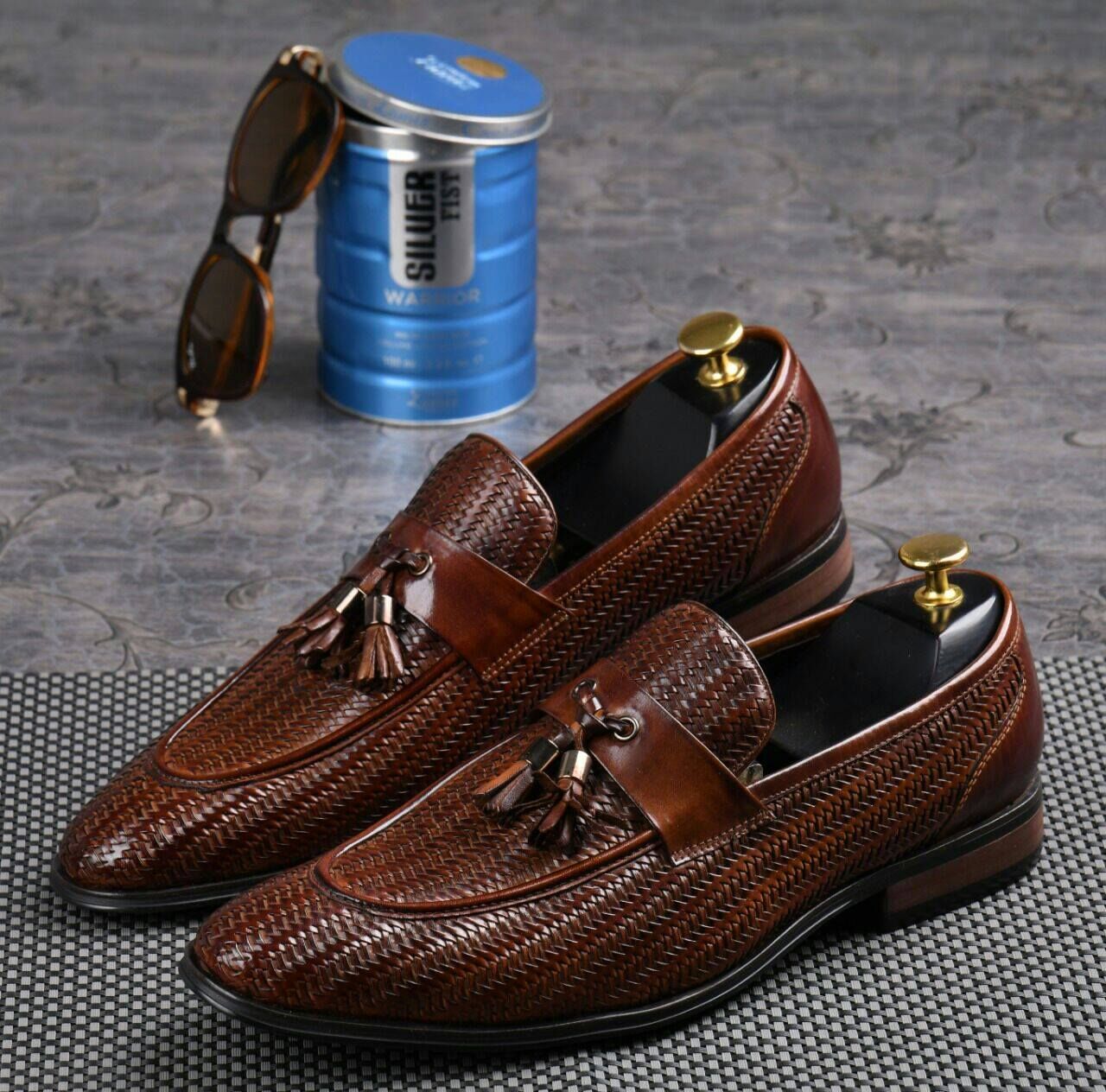 Nearest dress shop shoe store
