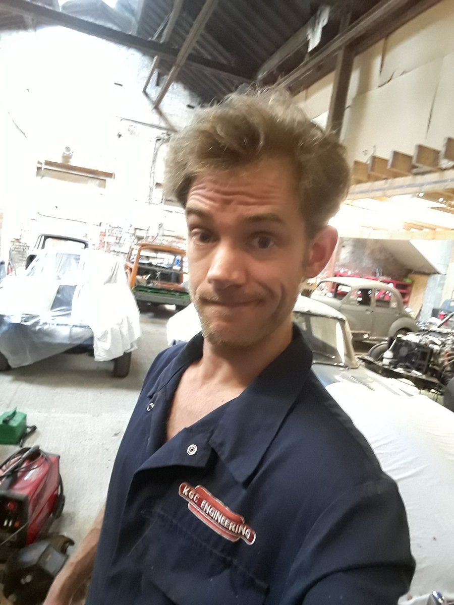 I know I don't tweet as often as I used to, but that's because I'm so busy playing catch up

I'm not taking on any new jobs at all until 2021! Yes that Inc service &amp; mots 

Just haven't the space or time, I need to focus on my very good &amp; patient long term clients 

#kingof #sbs