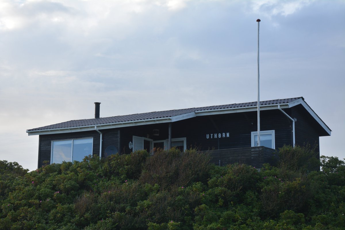 Wenn man plötzlich in ein kleines Haus auf einem Hügel zieht und es nach der 180°-Wende in seinem Leben benennt: