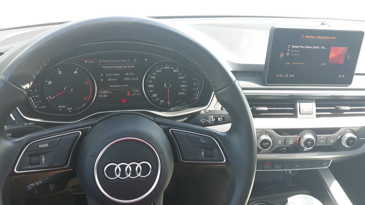 CrystalWolf_4 tweet media