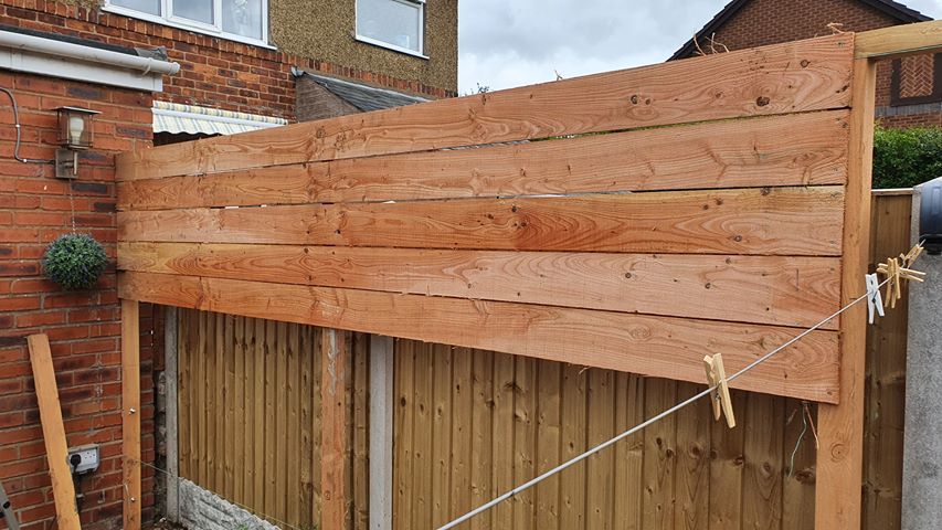 larch_co's tweet photo. We absolutely love our clients sharing their photographs with us of their creations from our #welsh #cladding Do you agree that it looks fab 👍
#amazingspaces #homediy #homebuild #addingvalue #larchcladding #mold #customercreations #amazingspaces #northwales https://t.co/wLJUvqg93M