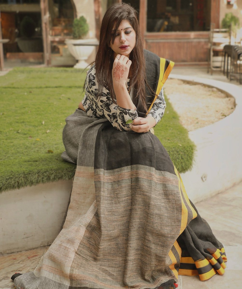 sonalarora_'s tweet image. National Handloom Day.
#unnatisilks #silksaree #Vocal4Handloom #vocalforlocal #makeinindia