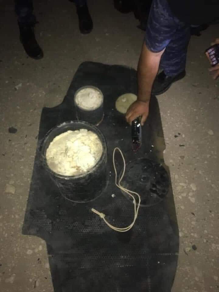 i1i5n's tweet photo. لسان حال الجوكرية هسه يكول هذا الارهابي كون يطلع اسمه قاسم شمخاني لو عباس مهدوي حته تقوم قيامتهم ويثبتون  ان الجمهورية الإسلامية تدزلنا مفخخات...امن وامان لذي قار ان شاء الله والجماعة مايصحون لو نشعل العشرة شمع https://t.co/X8avHxz3ed
