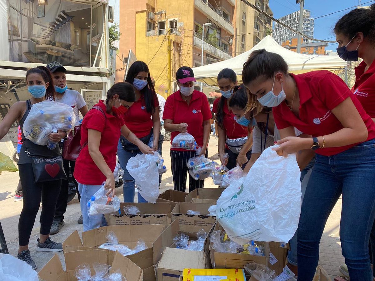 cote_uk's tweet image. Our partners in #Beirut are making great progress with their relief response - setting up a tent, distributing 400 lunches, clearing rubble at a seven storey hospital and providing some medical support. 

Please donate to their efforts at ow.ly/lMYn50ATpOM #LebanonExplosion