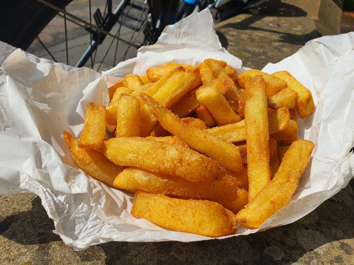 Martin Caine tweet media