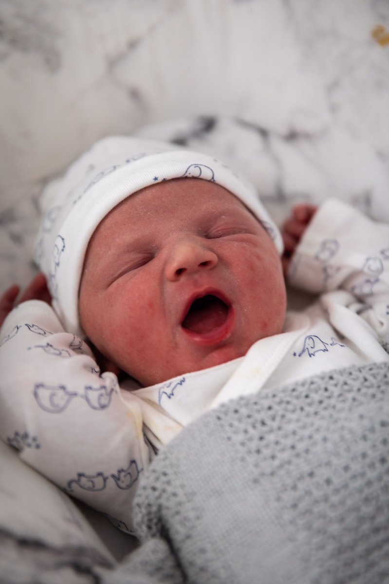 SamHopeSocial's tweet photo. Our beautiful baby boy burst into the world at 4.43am on Sunday 2nd August, born at home, weighing 7lb6oz. Maternity leave has officially begun! ❤️

#babynoname #homebirth #drugfreebirth #bornathome #maternityleave @rbwby https://t.co/m9m0GbUjgc