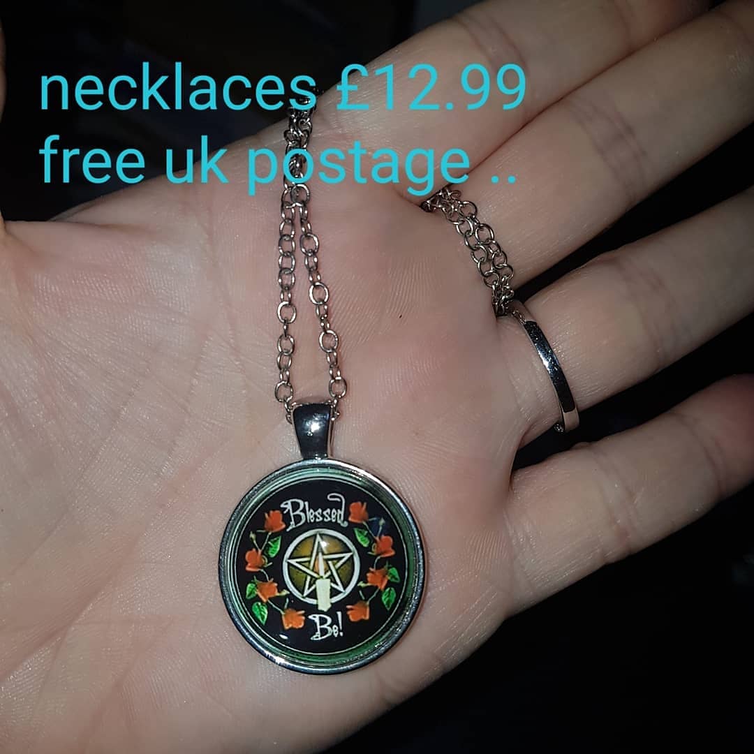 CauldronRays's tweet photo. Necklaces available over on my #etsyuk link in bio or message page directly for more info.. 

#wicca #witchcraft #magic #witch #pagan #etsystore #etsyseller #etsyuk #paganwitch #greenman #VooDoo #hoodoo #witchessocial #witchy #twitterwitches https://t.co/Bw5BT2XIvI