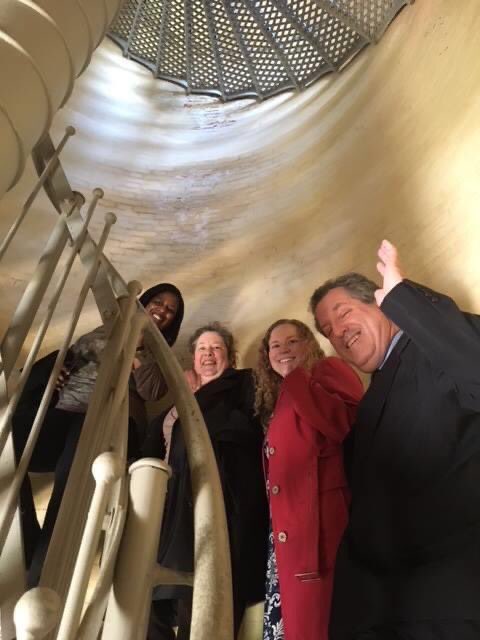 #HappyNationalLighthouseDay! #DoAC #NJHistory #Lighthouses <a href="/CooperLevenson/">Cooper Levenson</a> Our <a href="/AHANewJersey/">AHA New Jersey</a> National Walking Day tradition. Hope to do this again soon! <a href="/AbseconLight/">Absecon Lighthouse</a>