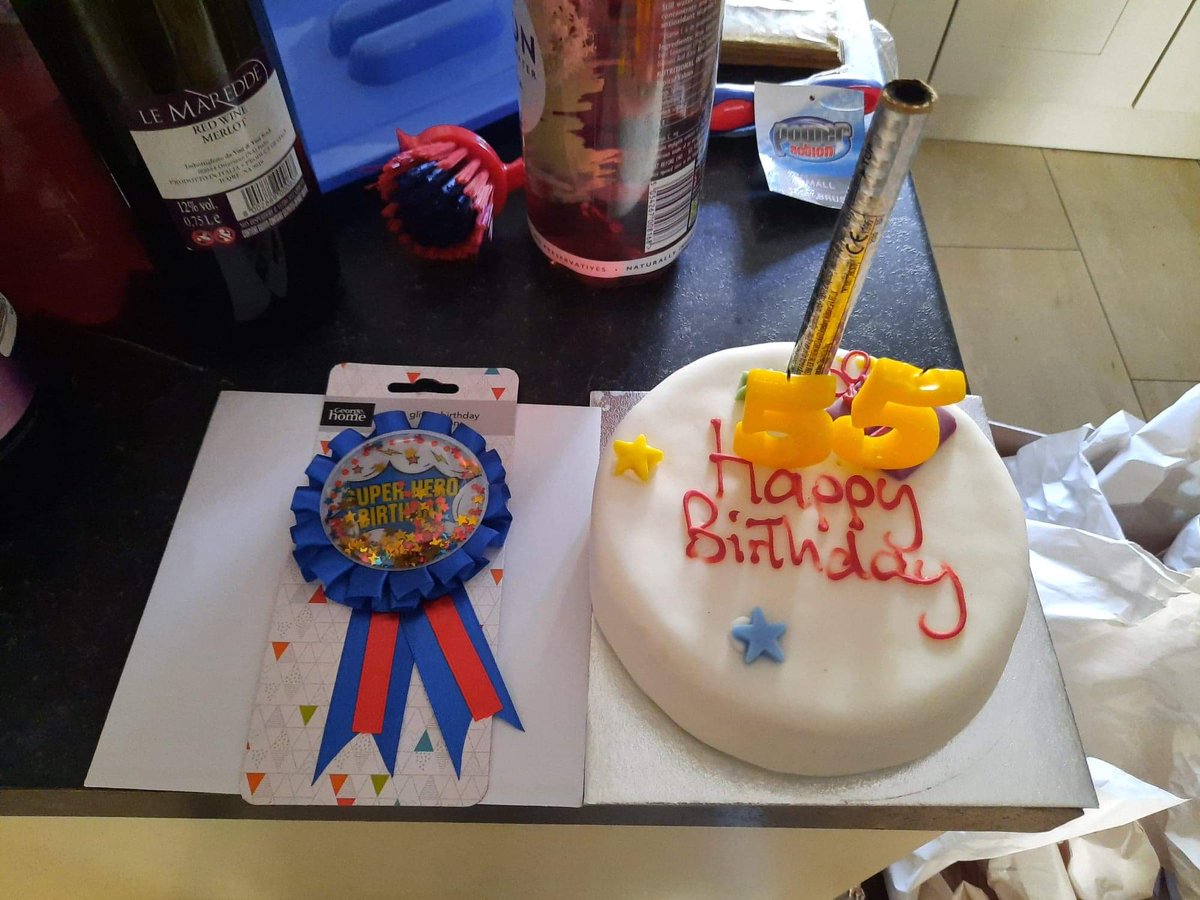 Happy Birthday to @whiskeylad working hard in the heat down in London. 55 today 🥳 Nice surprise from his clients as well, what a fantastic touch