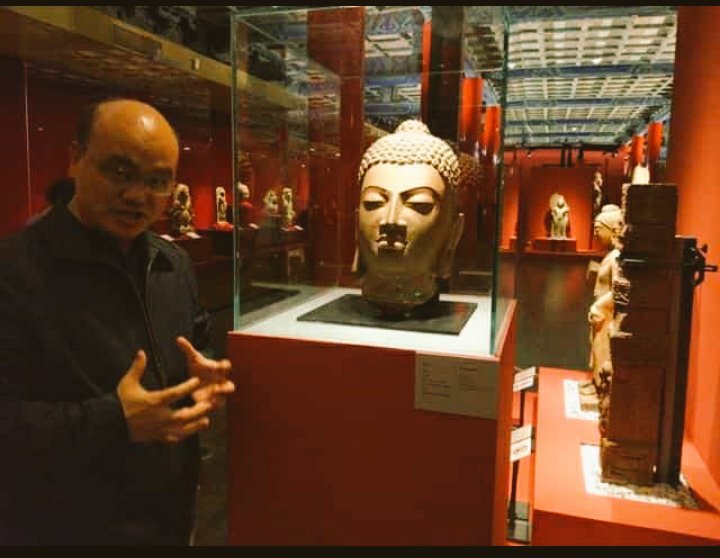 The sculptures pertaining to period of c. 300-600CE not only show a continuation of earlier styles& trends derived from Mathura&Gandhara schools,but also show introduction of new styles. The inspiration of the themes for sculpture was drawn from Hindu,Buddhist,& Jaina traditions.