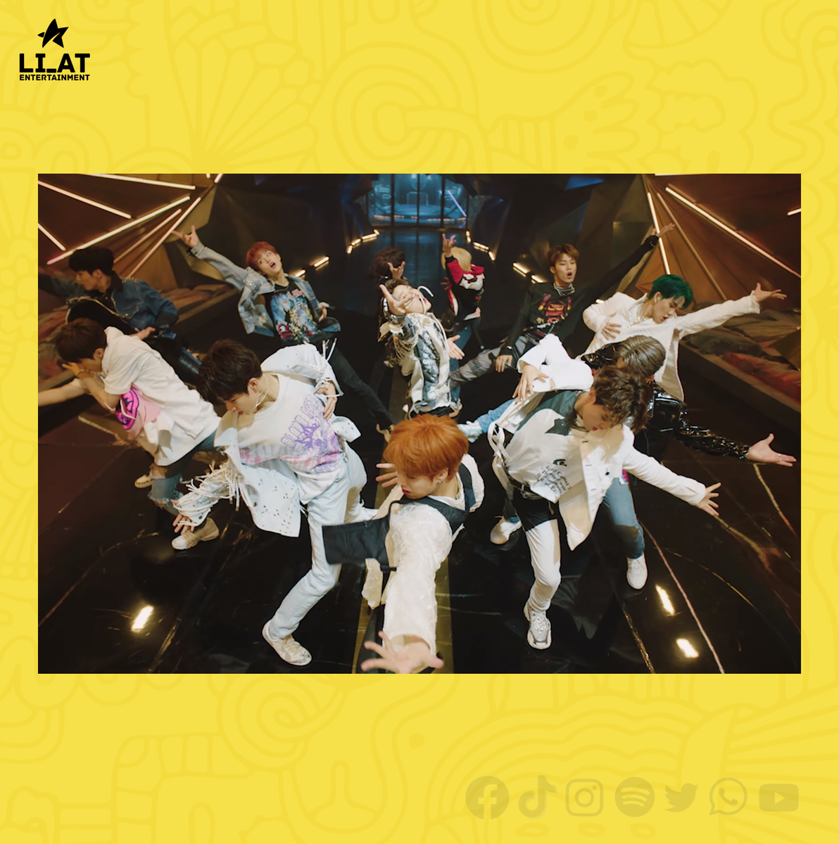 Li_atEnt's tweet photo. [Nuevo MV] TREASURE - Boy
🎬 YouTube: https://t.co/UMN2vjtoxS
.
.
#TREASURE #트레저 #1stSINGLEALBUM  #THEFIRSTSTEP_CHAPTERONE #BOY #YG #ygentertainment #newmv #nuevomv https://t.co/a5R2Qv8vd4