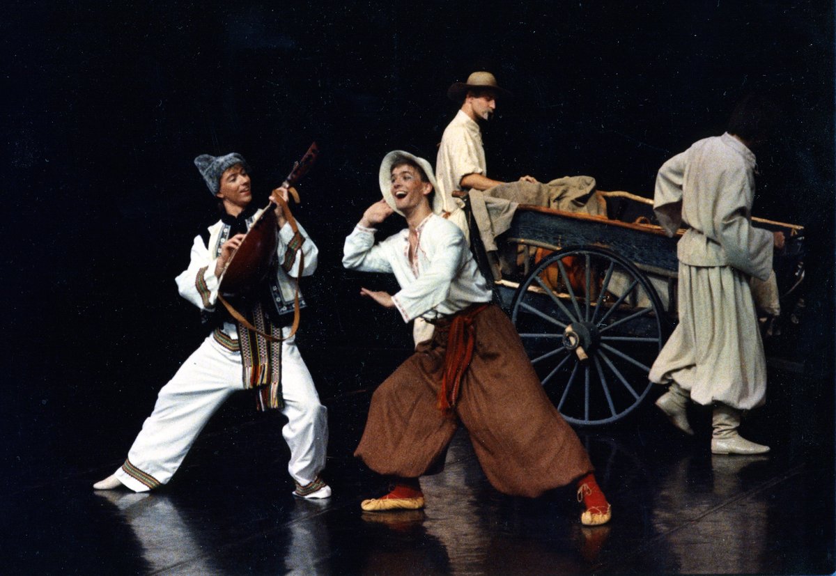 ShumkaDancers's tweet image. August 7 2020 marks 30 years to the day since Shumka performed at the Ukraine Kyiv Opera House. After 3 sold-out performances, Shumka performed in Ivano Frankivsk, Lviv &amp;amp; Moscow. #FBF