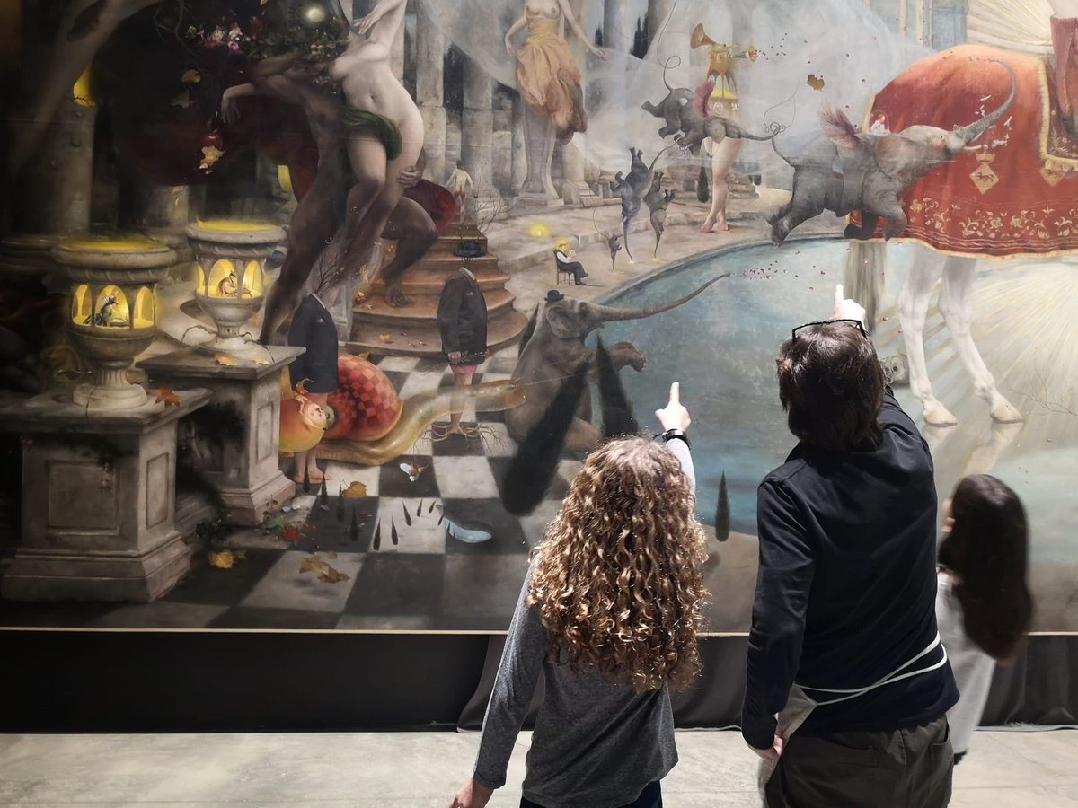 menutsGirona's tweet photo. 🔵 Descobreix amb les activitats familiars l’únic museu de joieria, gemmologia i orfebreria del país.

🚩 @DOR_Museum 

ℹ️ https://t.co/RZ6conO38P

#sentlestiu #culturasegura #menutsgi #enfamilia #ambnens #estiualmuseu @HereuQuim #dormuseum @turismegirones https://t.co/xcriyLcjsq