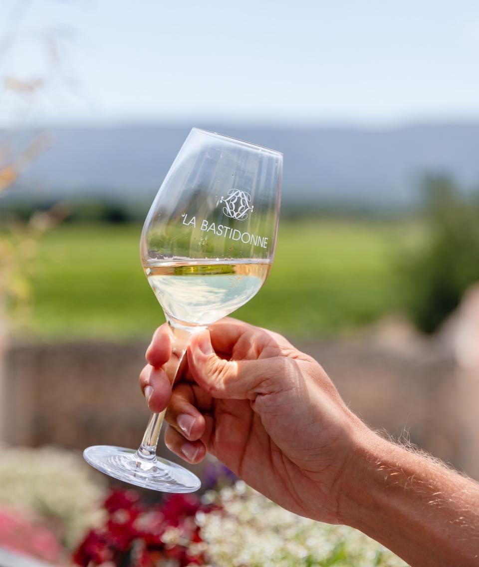 10 idées de visites à faire dans le Luberon 🇫🇷
→ ouramericandream.fr/que-faire-dans…

Début juillet, on participait à un InstaMeet organisé par @LuberonProvence &amp; l’agence La belle vie sur le thème de la lavande et des villages perchés
Tout cela en sillonnant les routes du Vaucluse en 2CV !