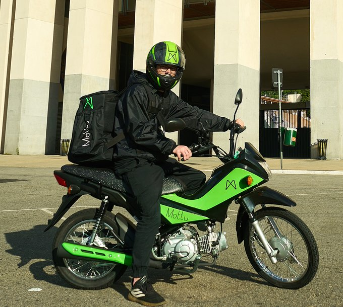 jornalistavitor's tweet photo. De olho em entregadores, startup de aluguel de motos Mottu recebe aporte de US$ 2 mi
 https://t.co/jLJp6kv1aq https://t.co/0xSJvzziN1