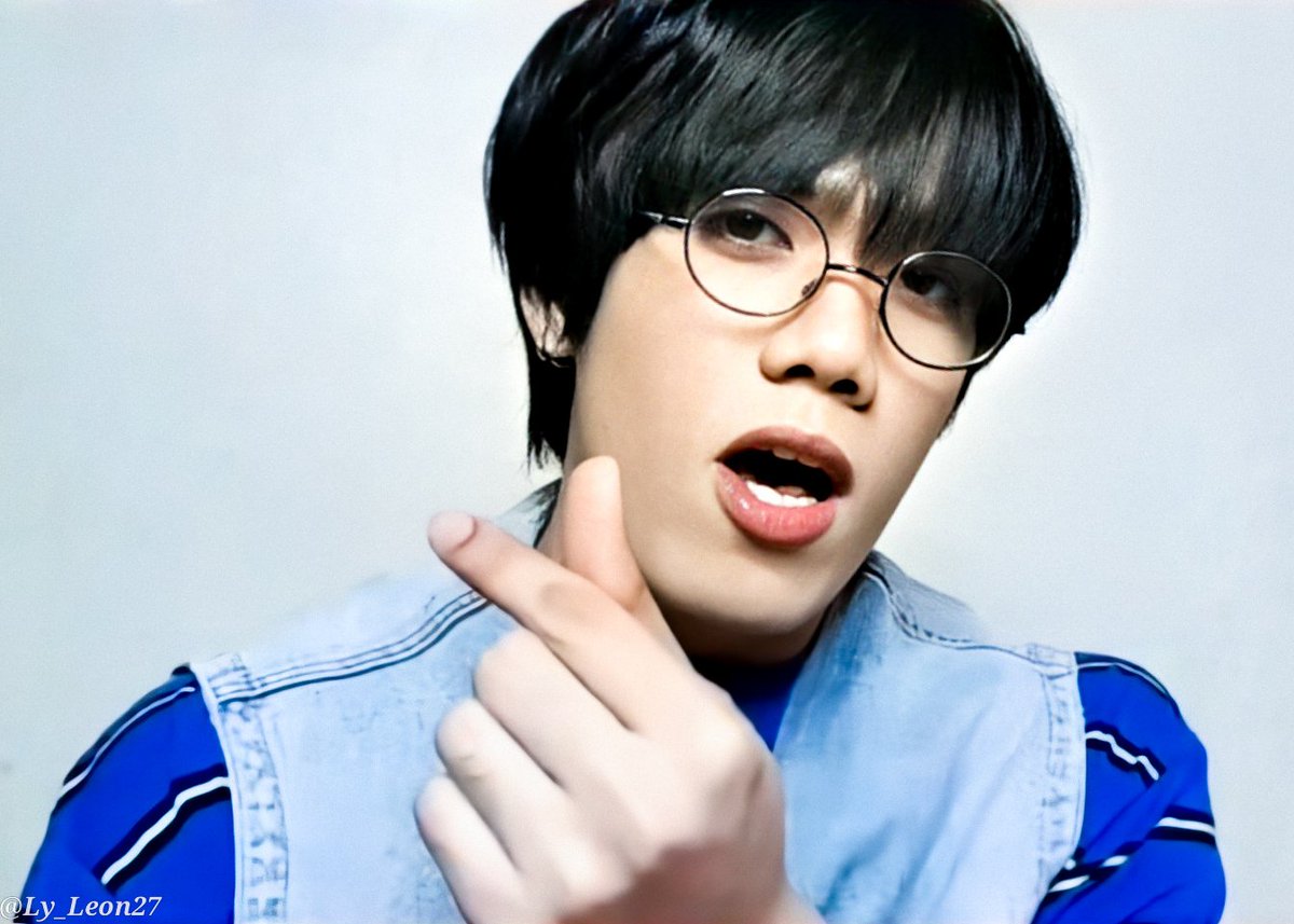 Gawa lang ulit ako ng thread ng enhanced pics para kay  @stellajero_ sa live kanina @SB19Official #TMFunSagadWithSB19