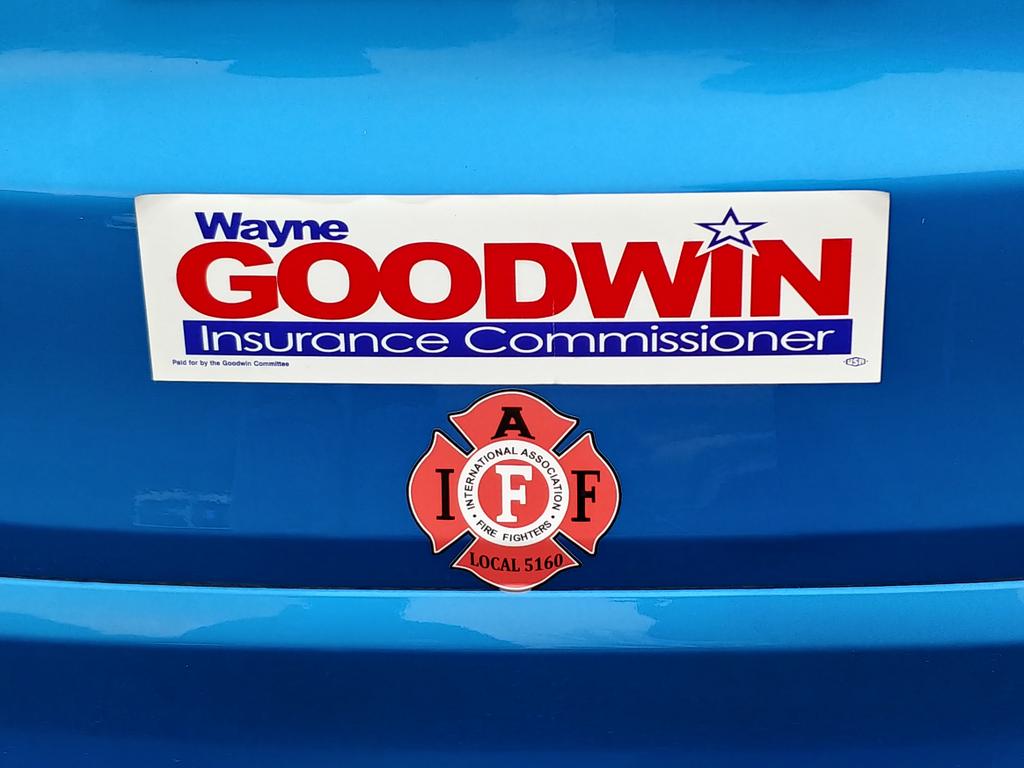 WayneGoodwinNC's tweet image. Shameful! Our #firefighters shd not be the lowest paid workers in @cityofsvl or anywhere. No wonder NC = 47th in avg FF wages. We can do better. One way: a new Insurance Commissioner. As the State's fire chief, I'd advocate 4 fairer, better FF wages. Vote Goodwin! @PFFPNC #ncpol
