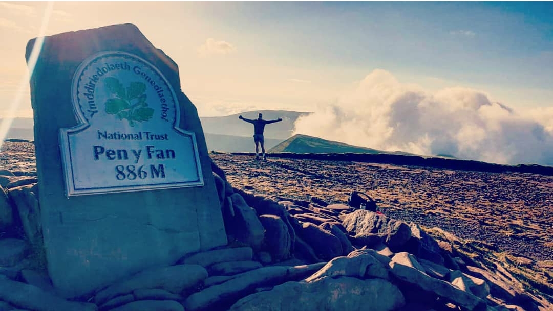 With 160 miles walked, 360,000 steps taken over 60 hours, Bbi sales director Stephen Price has completed the 10 Y Fan challenge and walked Pen Y Fan everyday for a month, raising over £12,000 for Dreams and Wishes Charity. Please follow the link to donate: bit.ly/2DxWmeq
