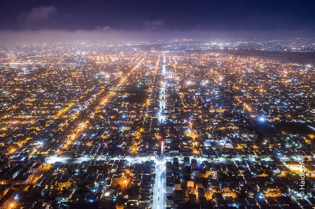 SabirBaloch99's tweet photo. Karachi  is not like just a city its mother for poor peoples it's like a massive market place you can do whatever you want. Karachi is the heart of Sindh and Sindh is the heart of every Sindhi people. InshaAllah Karachi will always be the capital of Sindh. #SindhIsNotColonyIK https://t.co/D1eYuwp8Ni