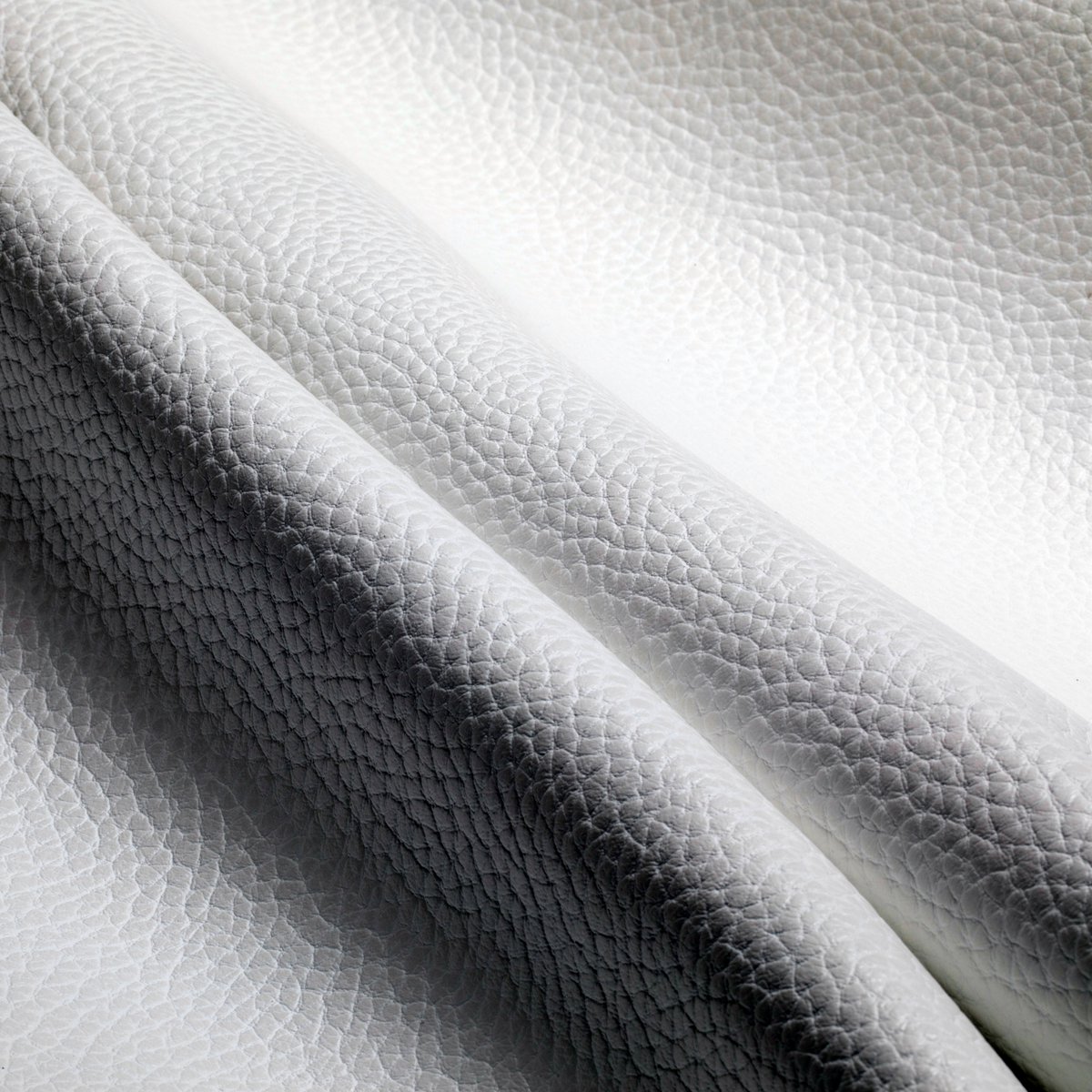 Edelman Leather tweet media