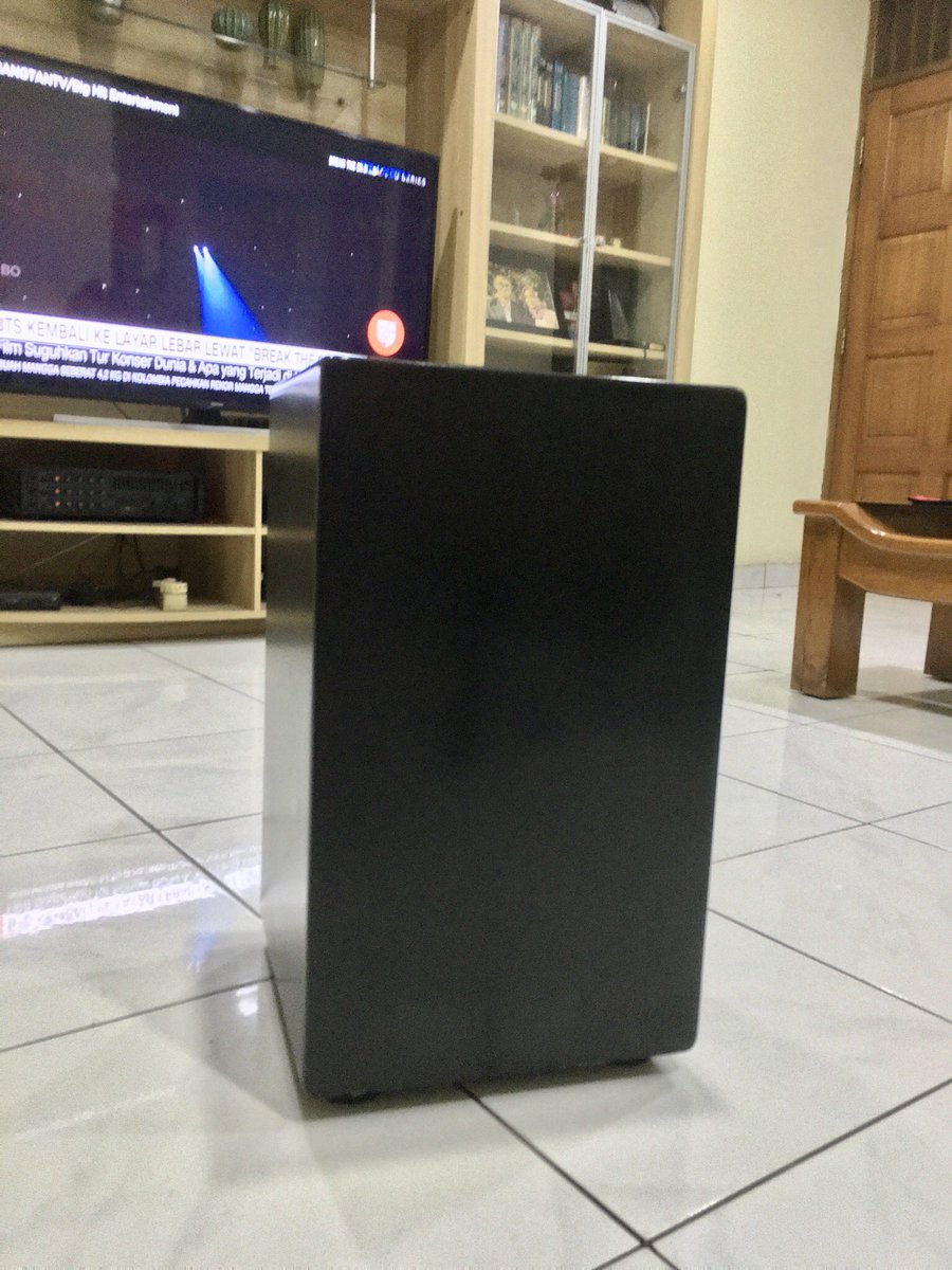 #wts #dijual Meinl Cajon Subwoofer SUBCAJ1AWA + Softcase 1.3JT NEGO <a href="/DrumBagus/">@DrumBagus</a> DM for more details