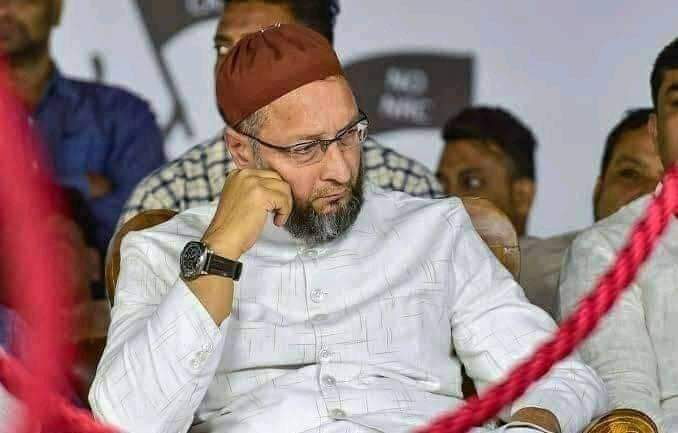 KunalRa68034793's tweet photo. @asadowaisi 😃😃😃😁😁गाड़ है फटी फटी और तुम
मुस्कुराने की बात करते हो @raisahab9628 @Abvp__Chandan https://t.co/RFNYXGVVou