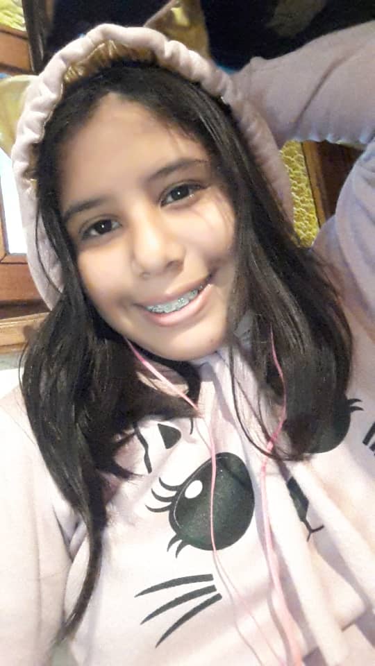 contrapuntovzla's tweet image. María José Aray Hernández desapareció la tarde de ayer jueves #6Ago a las 6:30pm aprox. Salió de su casa ubicada en las residencias Boyacá en Av. Lecuna y hasta ahora no se sabe de su paradero. Tiene 13 años. Cualquier información por favor comunicarse al 0414-017.16.79