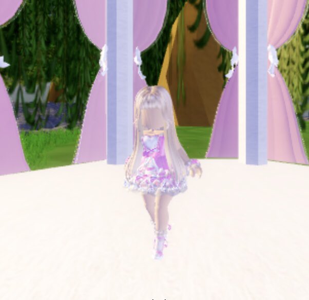 maily_koko's tweet photo. Offers on dv set? Lf:
-sf set
-Teddyz
#Royalhigh #Royalhightraded #Royalhightrades #Royalhightrade #Royalhighoffer #Royalhighoffers #Sfset #Psfset #Teddyz #Royalhighhalos #Royalhightrading https://t.co/59deqBjVGY
