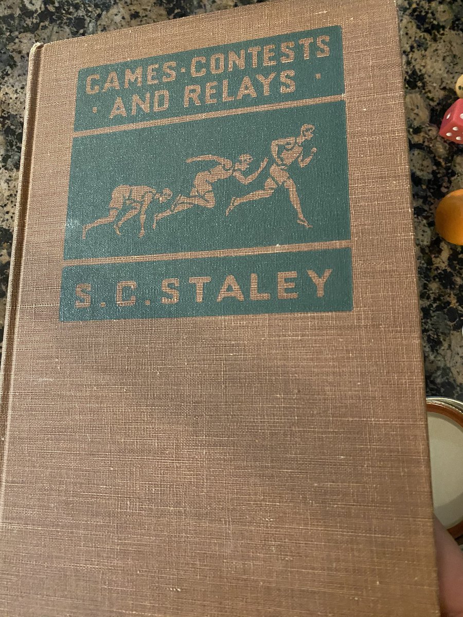AndrewRiedi's tweet photo. Looking to the Past for the future - circa 1924 #PhysEd #oldschool @OPENPhysEd @mriedi822 @AllentownSD @asdraub https://t.co/SFX0Y1KMgG