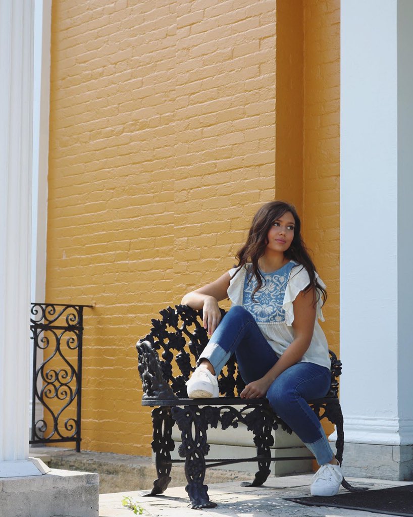 blushonmain's tweet photo. Our shoot turned out so fabulously with our model Jenna! https://t.co/9ZqY3rlSGs