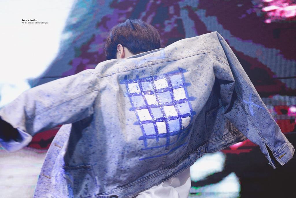 When jungkook wore taehyung's jacket infront of eveeyone and fans told him it was taehyung's but he said he knows and was so happy about it they also said he sniffed it twice while smiling 