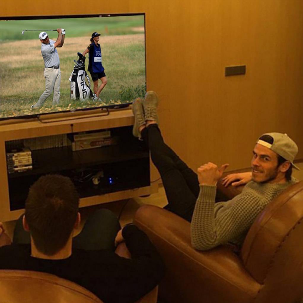 Ee16Zz2WsAA1OBs?format=jpg&name=medium