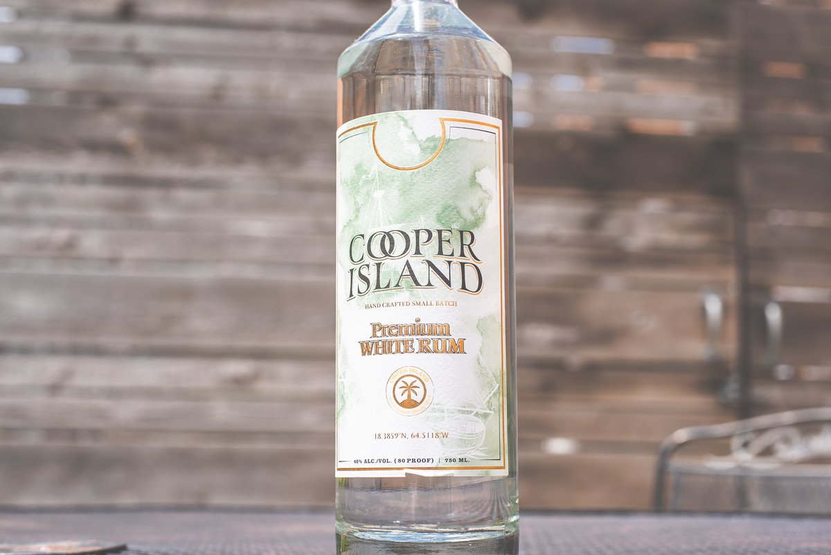 CooperIslandRum's tweet photo. Bring some island life into your weekend with Cooper Island Rum! https://t.co/oCLmCmbNLv