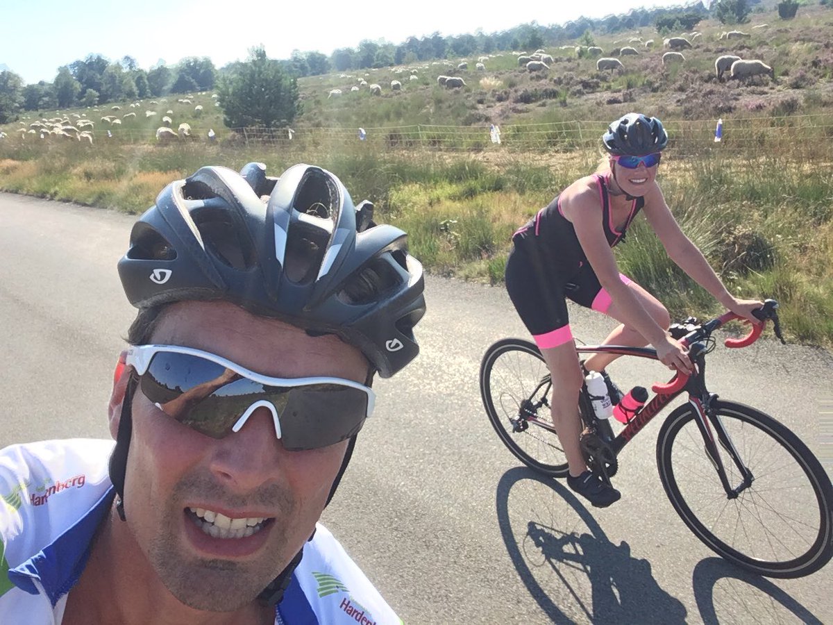 AlwinteRietstap's tweet photo. Heerlijk ritje op de racefiets met Marieke door de mooie @ProvOverijssel #wielrennen #vakantie #lekkeretenonderweg #samen #127km https://t.co/Vv0HOsiH6m