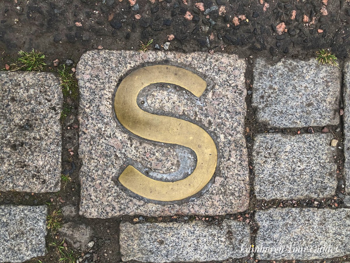 EdinburghTourGuides tweet media