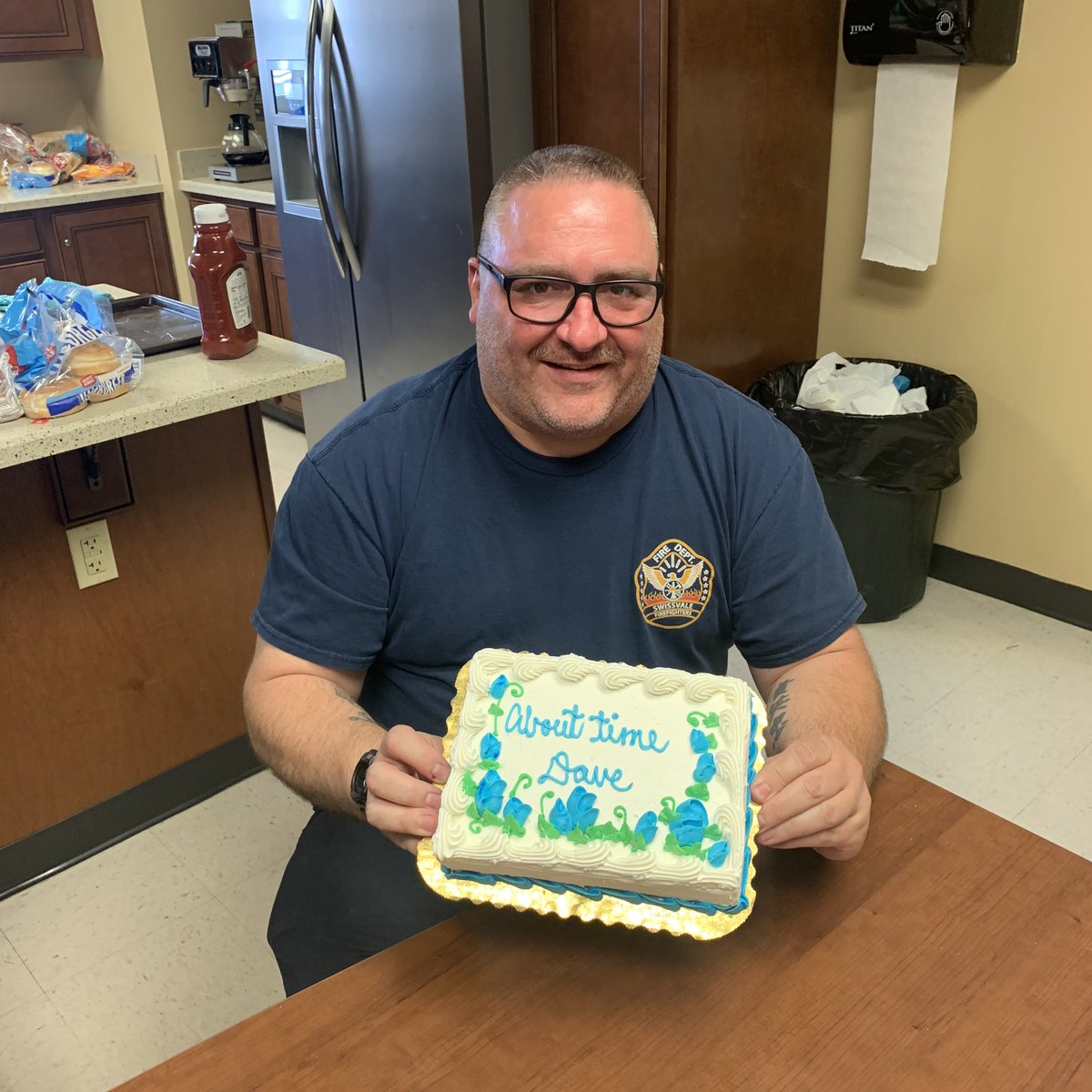 swissvalefire's tweet photo. The SFD would like to congratulate Deputy Chief David J. Miller on his retirement.  Dave started his career with Swissvale Fire in June of 2000 and will starting a new career with the Allegheny County Fire Marshal’s Office.  Congratulations and Best Wishes on your new endeavors! https://t.co/74T6sb6CvR