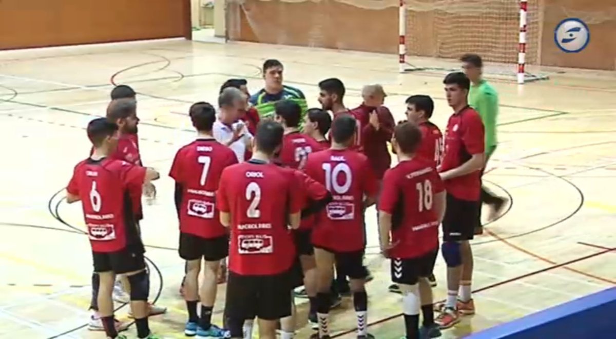 Canal Blau (@canalblau) on Twitter photo 🎥🤾♀️ L'<a href="/HandbolR/">Handbol Ribes</a> ja coneix els rivals en el retorn a 2a Catalana #handbolcat
canalblau.alacarta.cat/garraf-esports… 🎥🤾♀️ L'<a href="/HandbolR/">Handbol Ribes</a> ja coneix els rivals en el retorn a 2a Catalana #handbolcat
canalblau.alacarta.cat/garraf-esports…