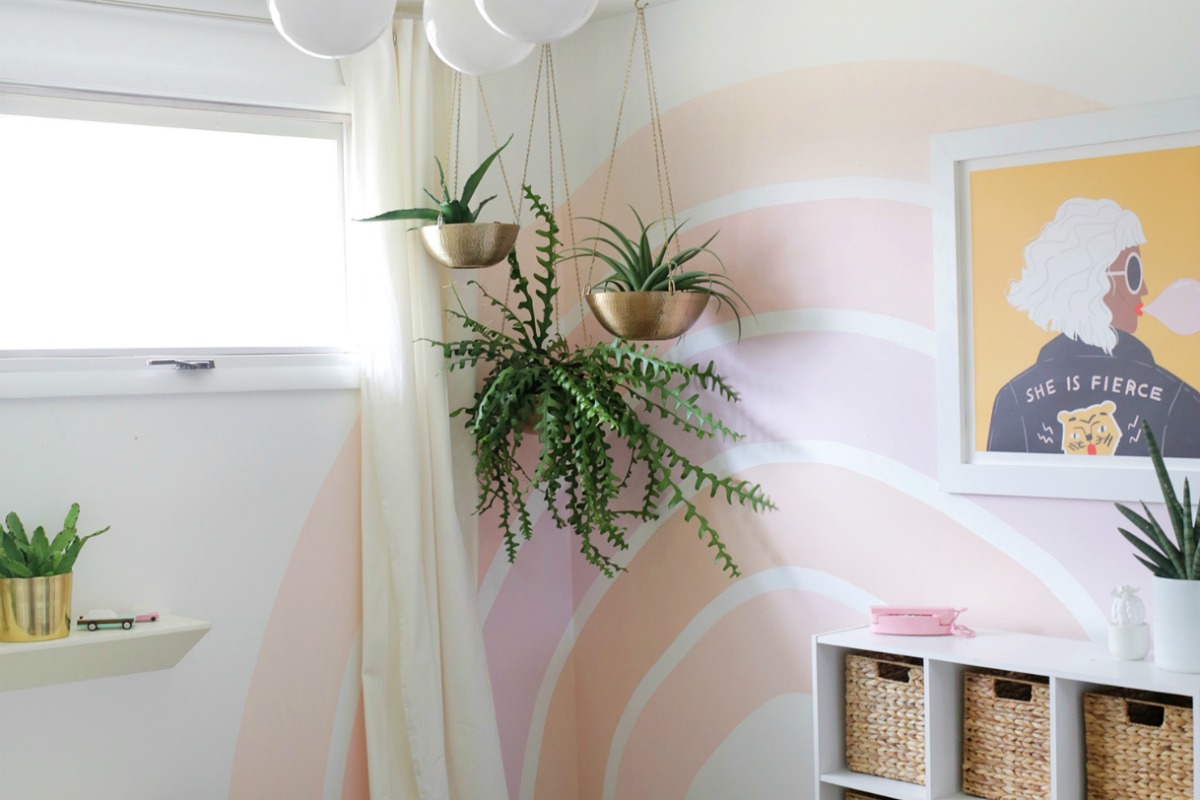 Pintar un arcoiris en la pared dlvr.it/RdBtp1 vía <a href="/diariodeco/">Diariodeco</a>