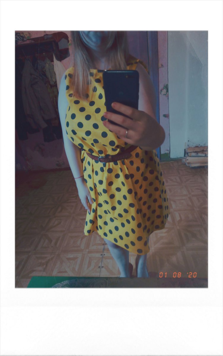 MichelleAna18_'s tweet image. Being a #sizeplus girl means that you not always can find any clothes of your size in the shop.🤔 That makes me feel a bit angry! 
That's why I decided to sew the clothes for myself at home. 🪡🧵👗 Here's a "trapeze" dress in #vintagestyle 🥳
 #handmade #dress