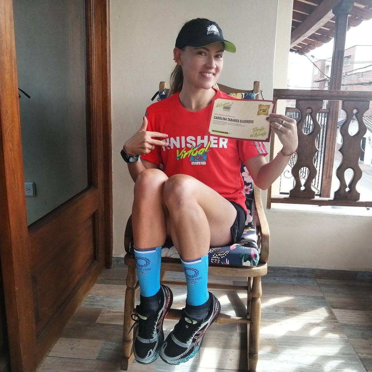 carolina5k's tweet photo. Ya estoy inscrita para vivir la Virtual 10K mmB, mi kit del atleta llegó para hacerme sentir el poder de la competencia.
Los invito a inscribirse a este reto con nosotros mismos.
Los esperamos
@PorvenirOficial
@correcaminosdecolombiaoficial #virtual10kmmb https://t.co/ETH8u7PAKL