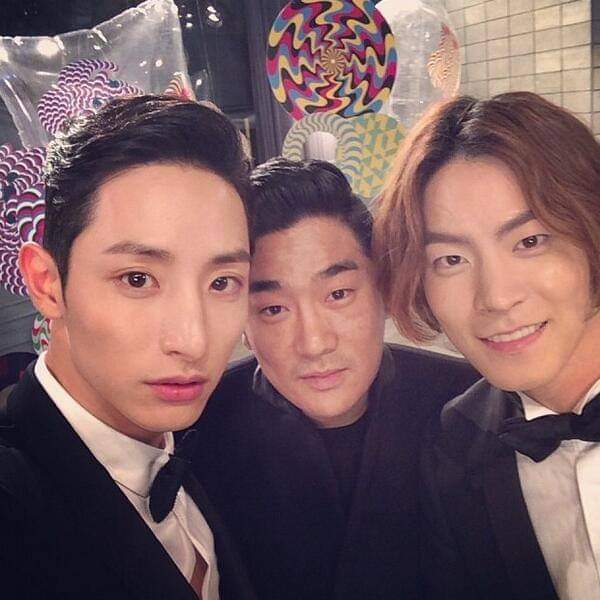 LXXSXXHXKKK's tweet photo. Last shooting for #stylelog

131129 IG UPDATE • #LeeSooHyuk #이수혁 https://t.co/gwG6pBfZ5M