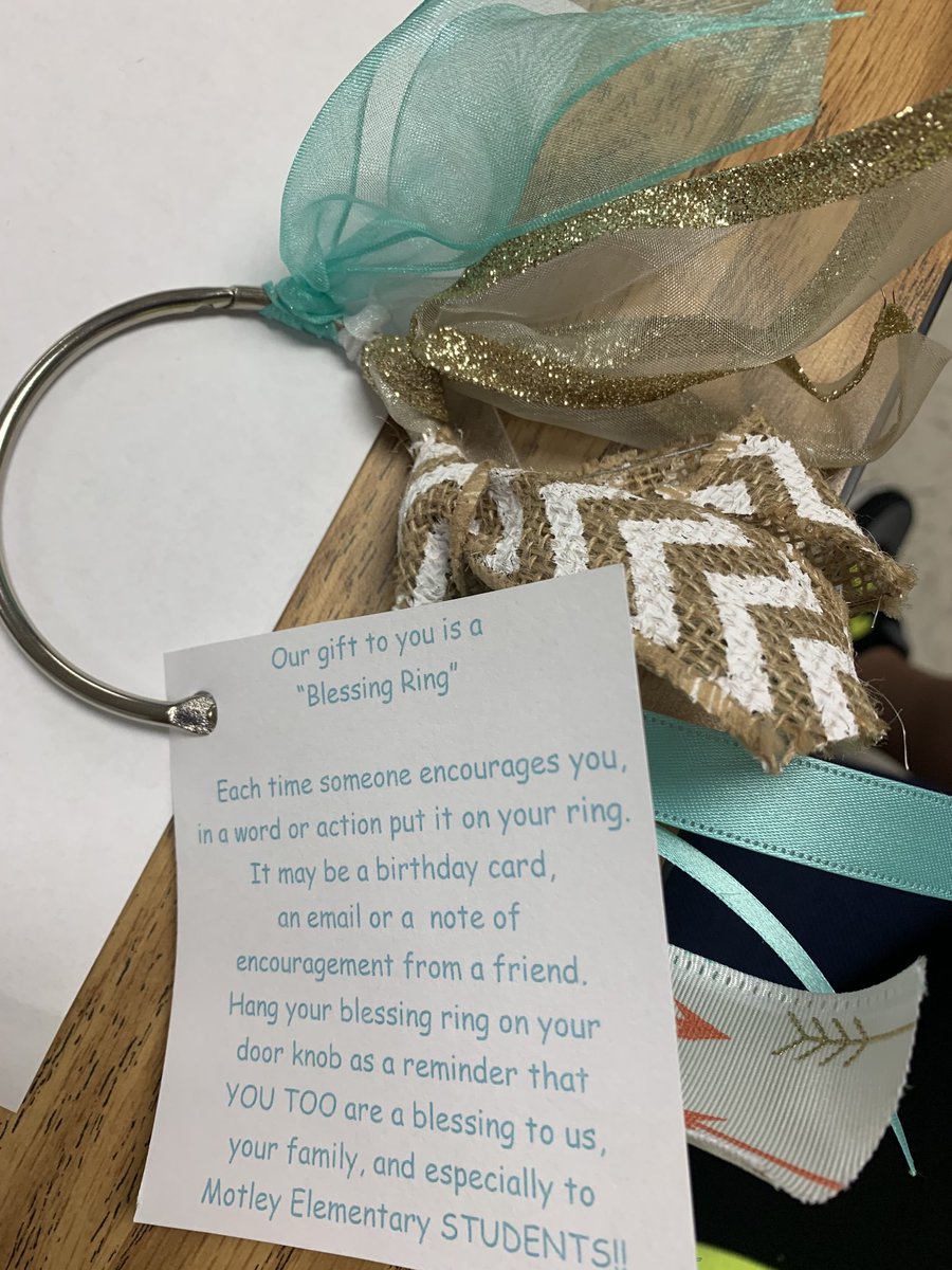 cindy_stanberry's tweet photo. We are filling our blessing ring this year!! Encouraging our students every day in every way!! #gsotp https://t.co/VmmdGMI5hQ