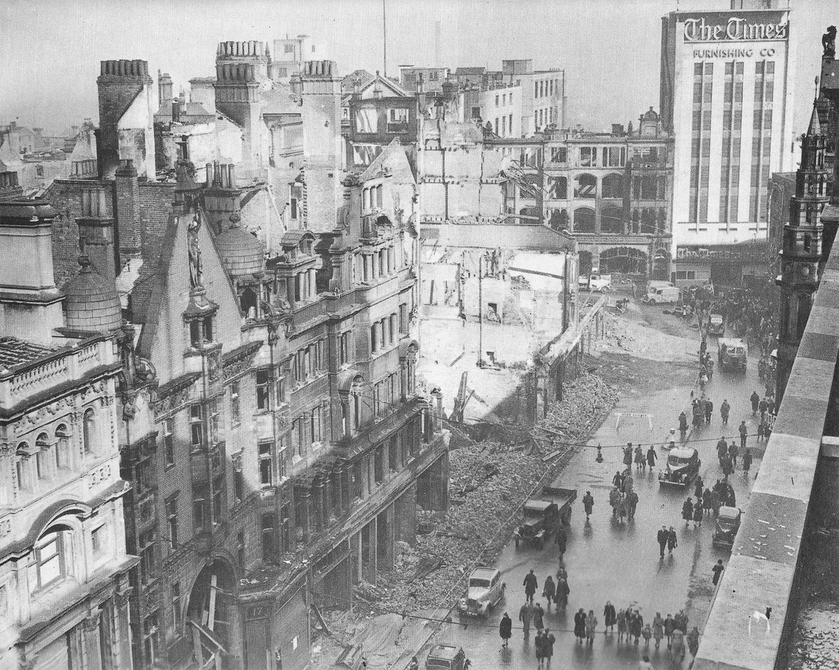 In April 1941 the city centre was targeted. New Street and the Bull Ring, including St Martin’s Church, were badly damaged. The Midland Arcade was completely destroyed as was the Prince of Wales Theatre which stood on Broad Street where Symphony Hall is now.